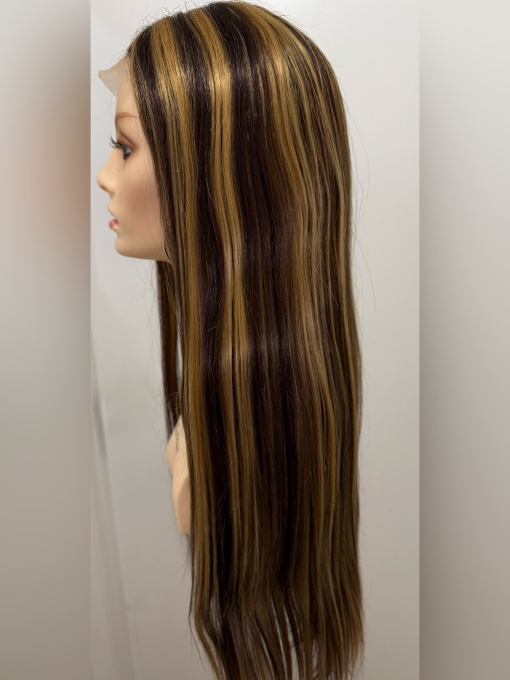 💯%  26” HUMAN hair Straight, Center Part, Lace Front, Brown Highlighted